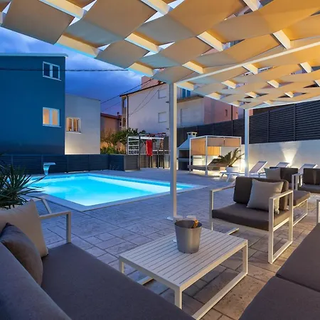 Апартаменты Mira In Split- Private Heated Pool *