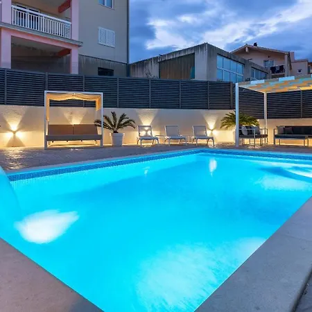 Mira In Split- Private Heated Pool Апартаменты