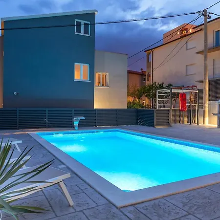 Апартаменты Mira In Split- Private Heated Pool *
