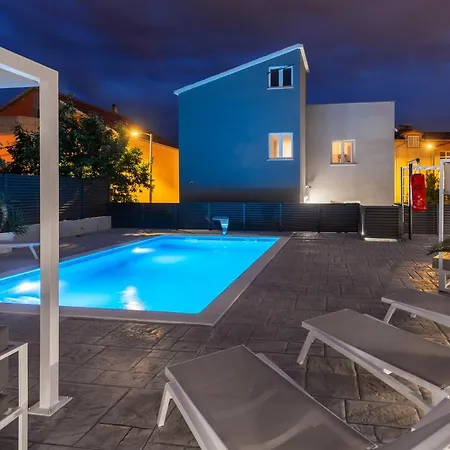 Апартаменты Mira In Split- Private Heated Pool *
