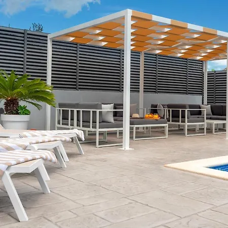 Mira In Split- Private Heated Pool